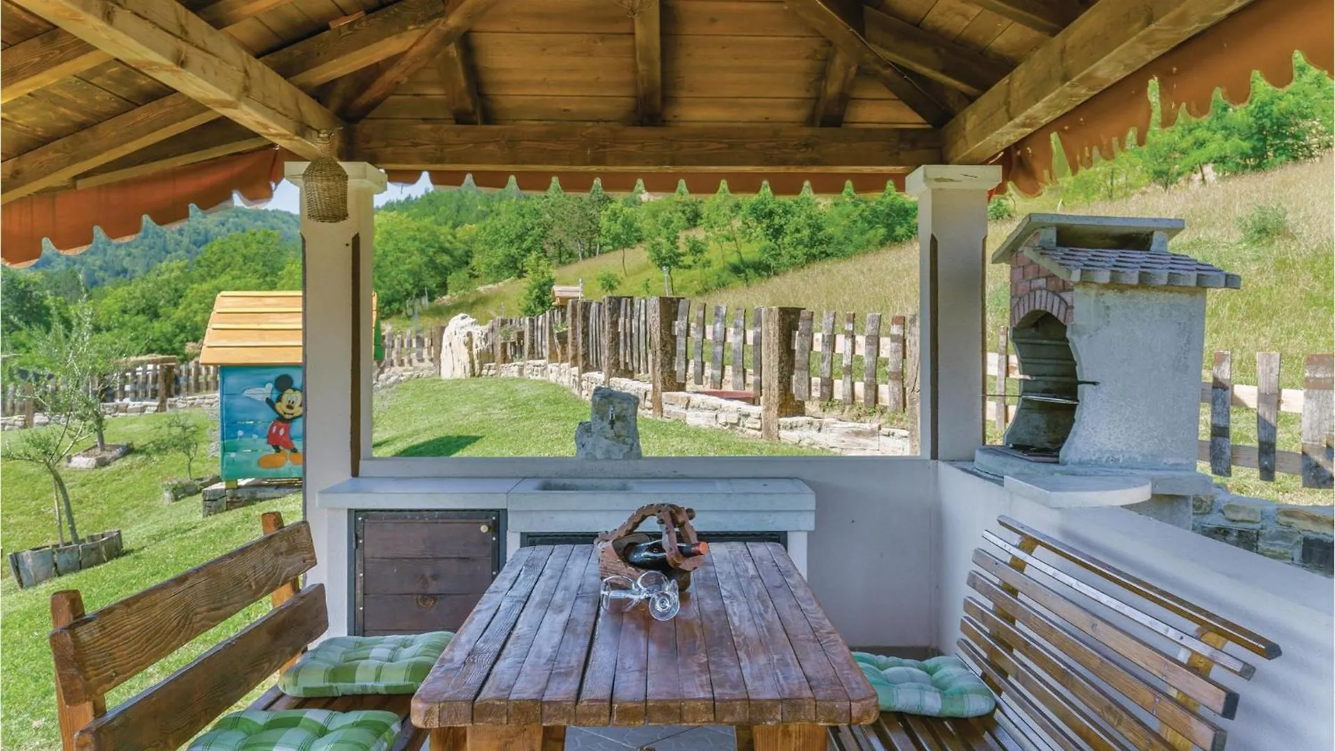 Σπίτι διακοπών Lovely Home In Gologoricki Dol With Kitchen Gologorica
